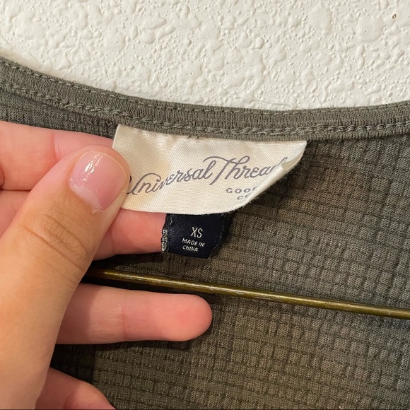 Universal Thread Tie Front Tank Top - Picture 5 of 6